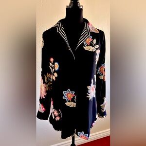 Beautiful Chico’s Reversible Floral/Stripped button Down Blouse.